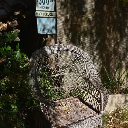 Frühstückspension D'hotes De La Roche Frossay