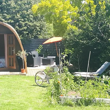 D'hotes De La Roche Frossay