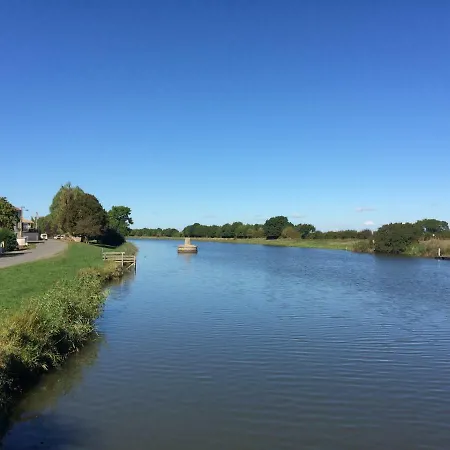 Frühstückspension D'hotes De La Roche Frossay