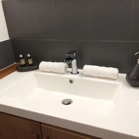 D'hotes De La Roche Frühstückspension Frossay