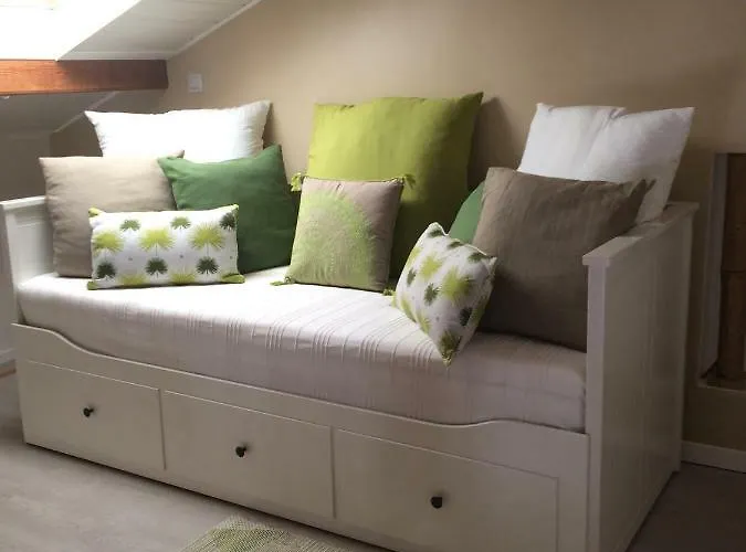 D'hotes De La Roche Frossay